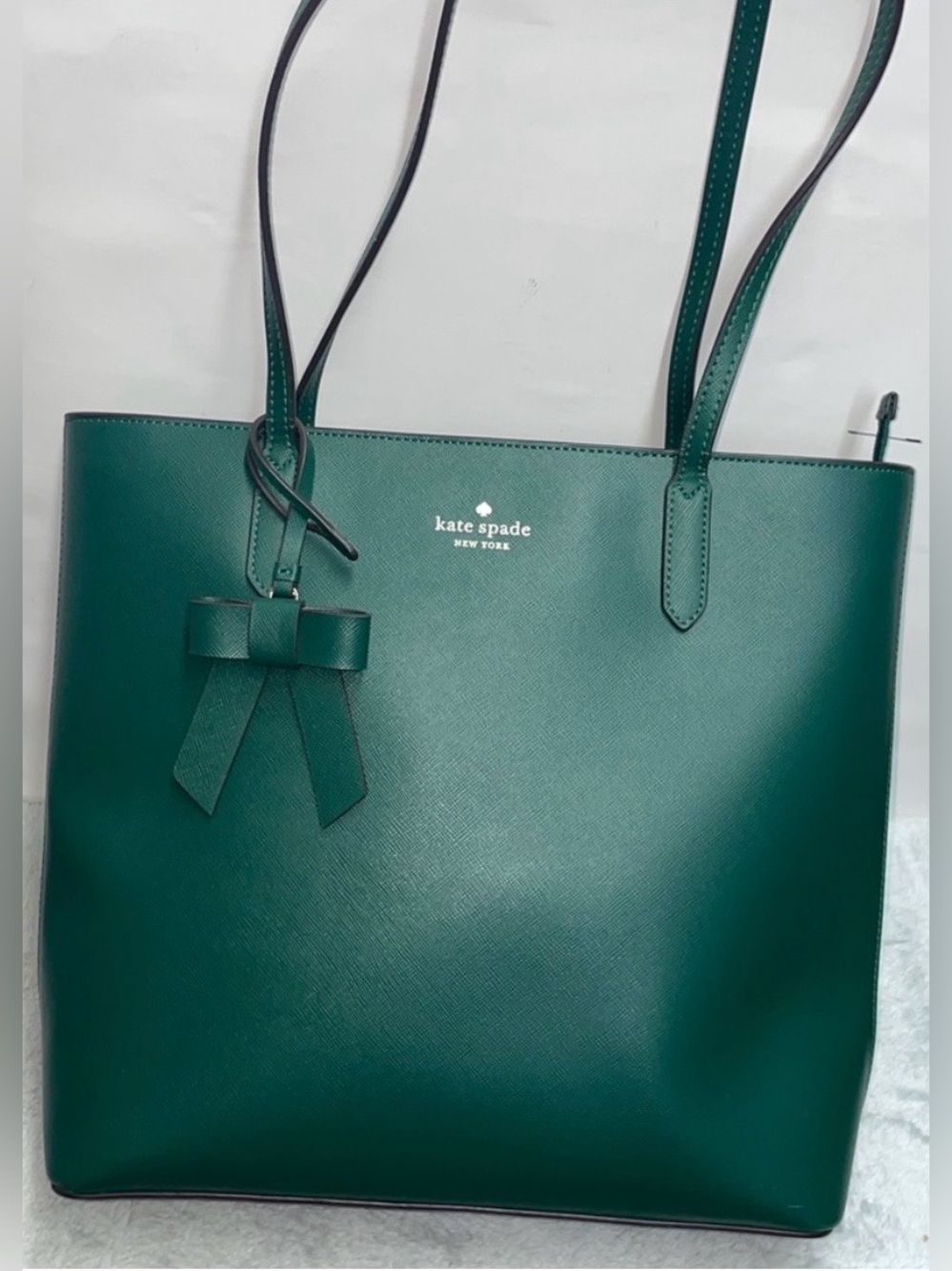 Kate Spade Brynn Emerald Green Saffiano Leather Tote Bow Charm Shoulder Bag EUC